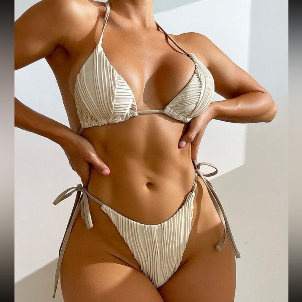 Nude bikini